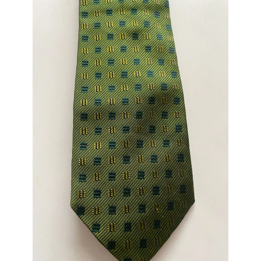 Banana Republic Mens Silk Tie Olive Green Geometric Square Pattern Made in Italy